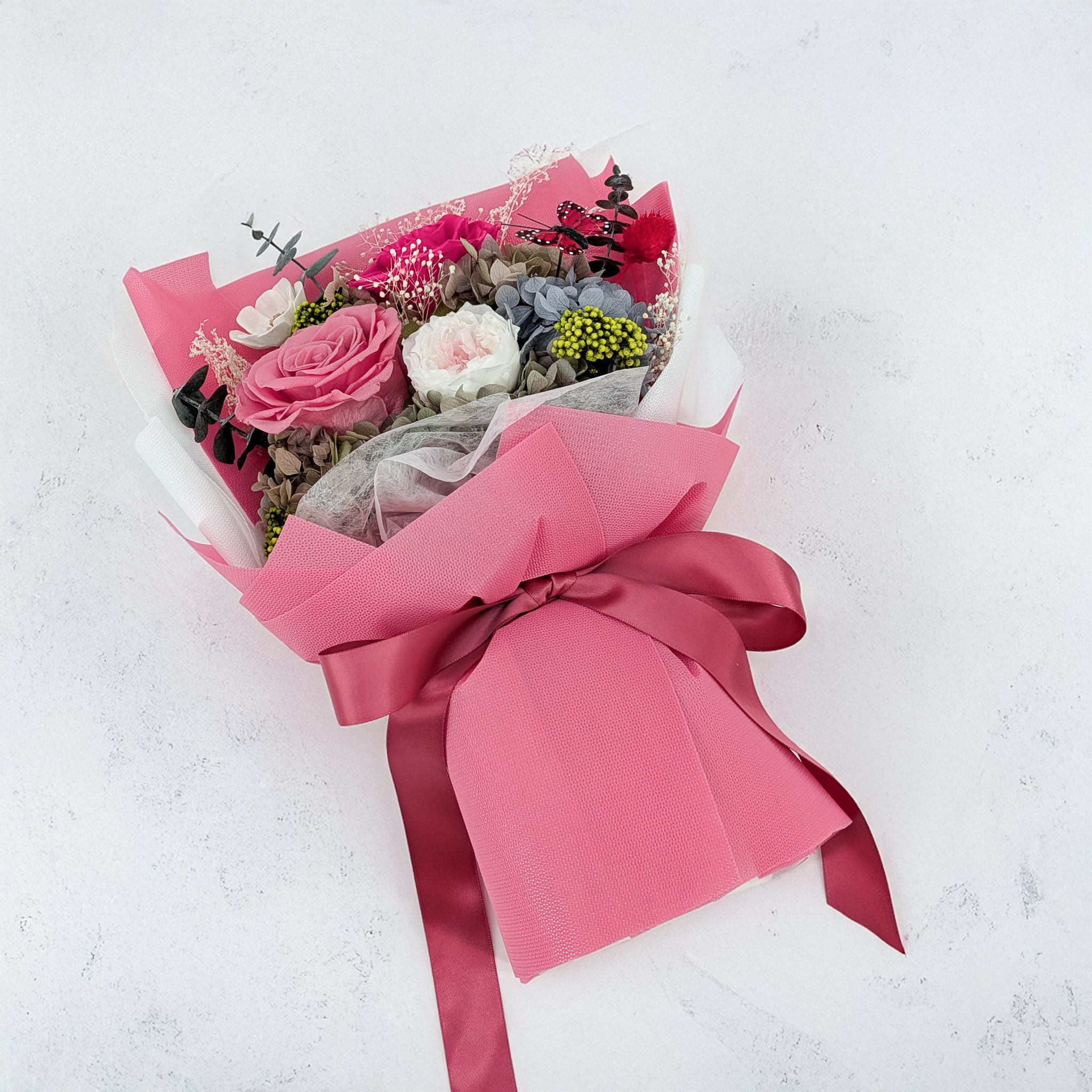 Bouquet Premium en boîte - EVERGIVE – A Lasting Gesture – Fuchsia Charm