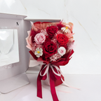 Bouquet Premium en boîte - EVERGIVE – A Lasting Gesture – Red Desire