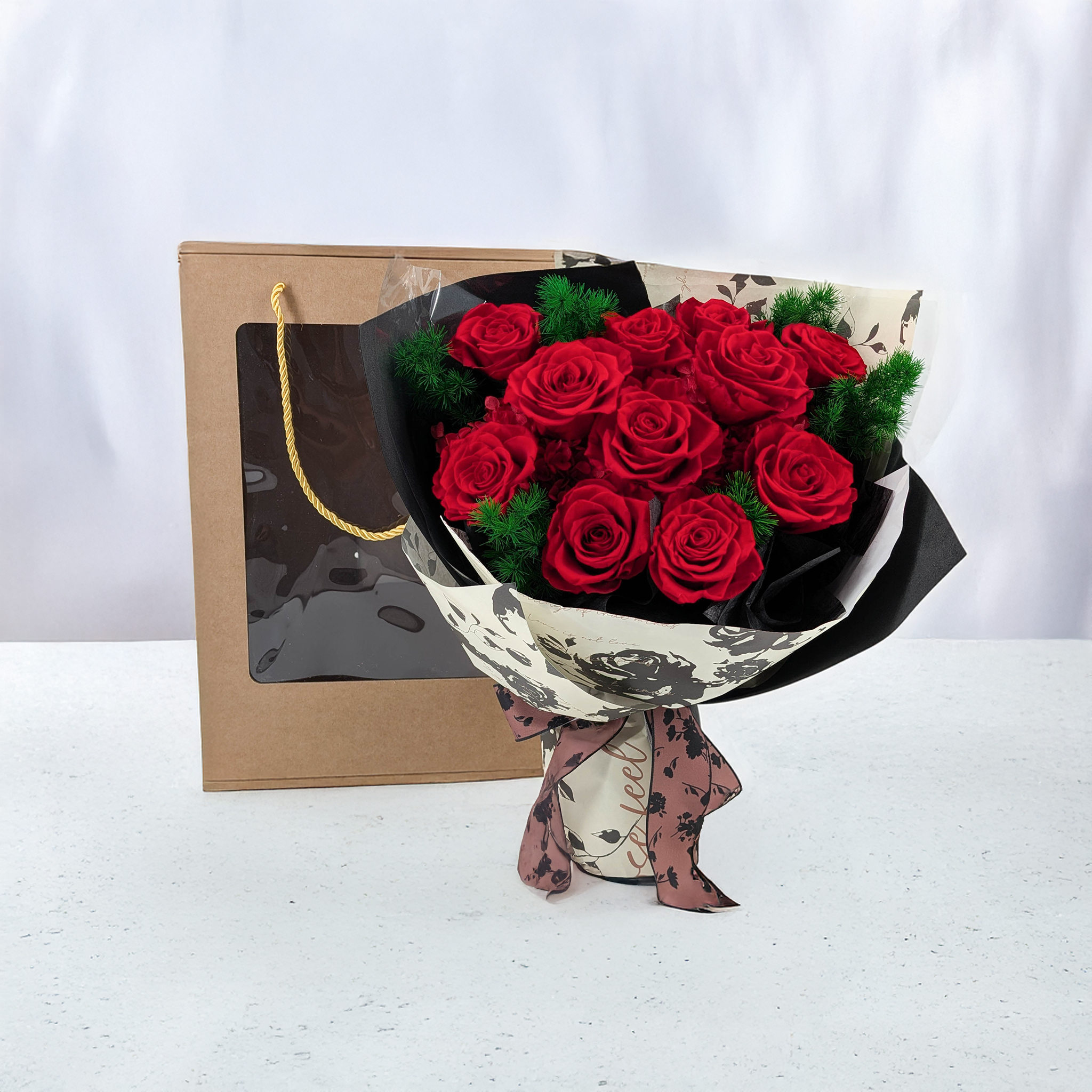 Bouquet Premium en boîte - EVERGIVE – A Lasting Gesture – Ruby Devotion