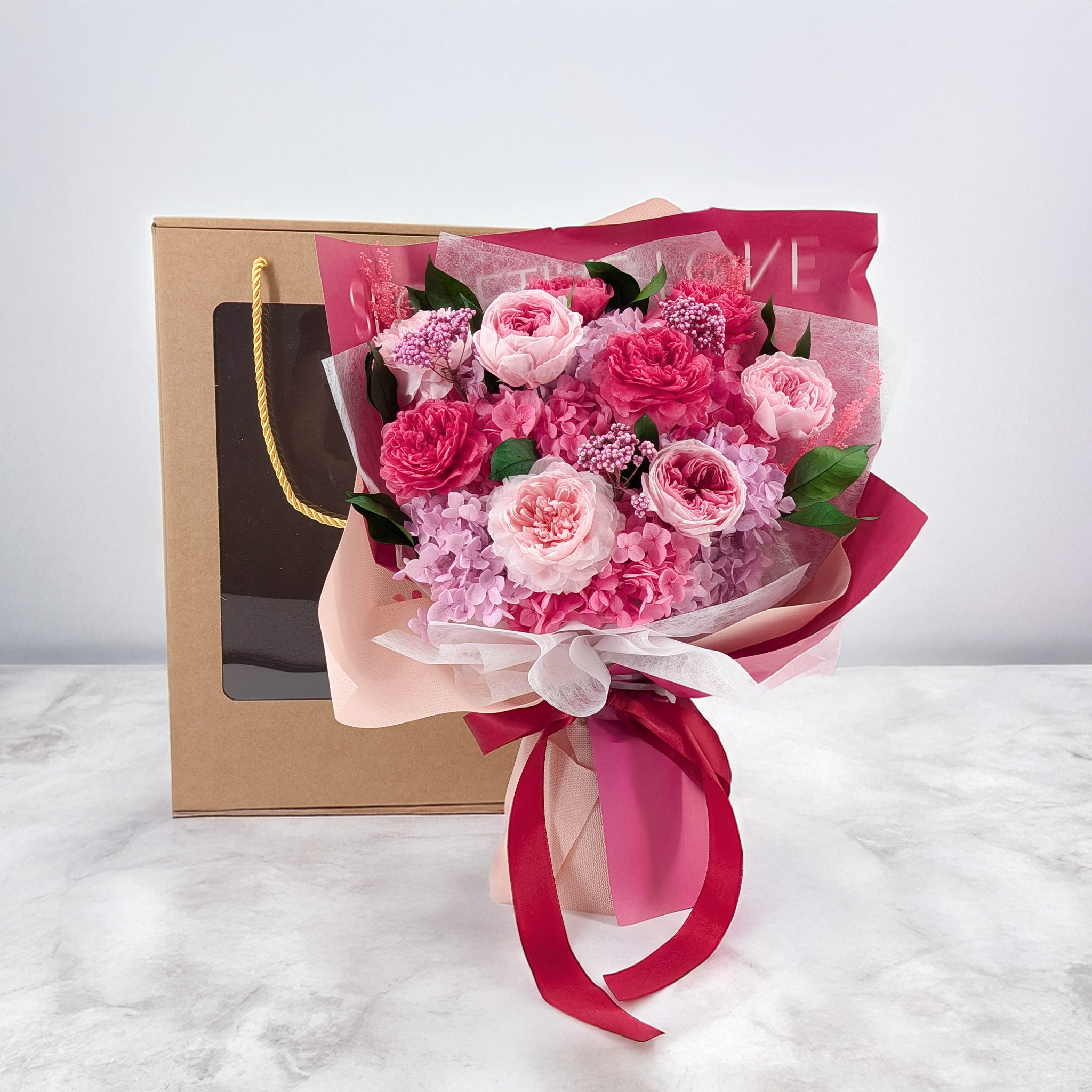 Bouquet Premium en boîte – EVERGIVE – A Lasting Gesture – Rosé Royal