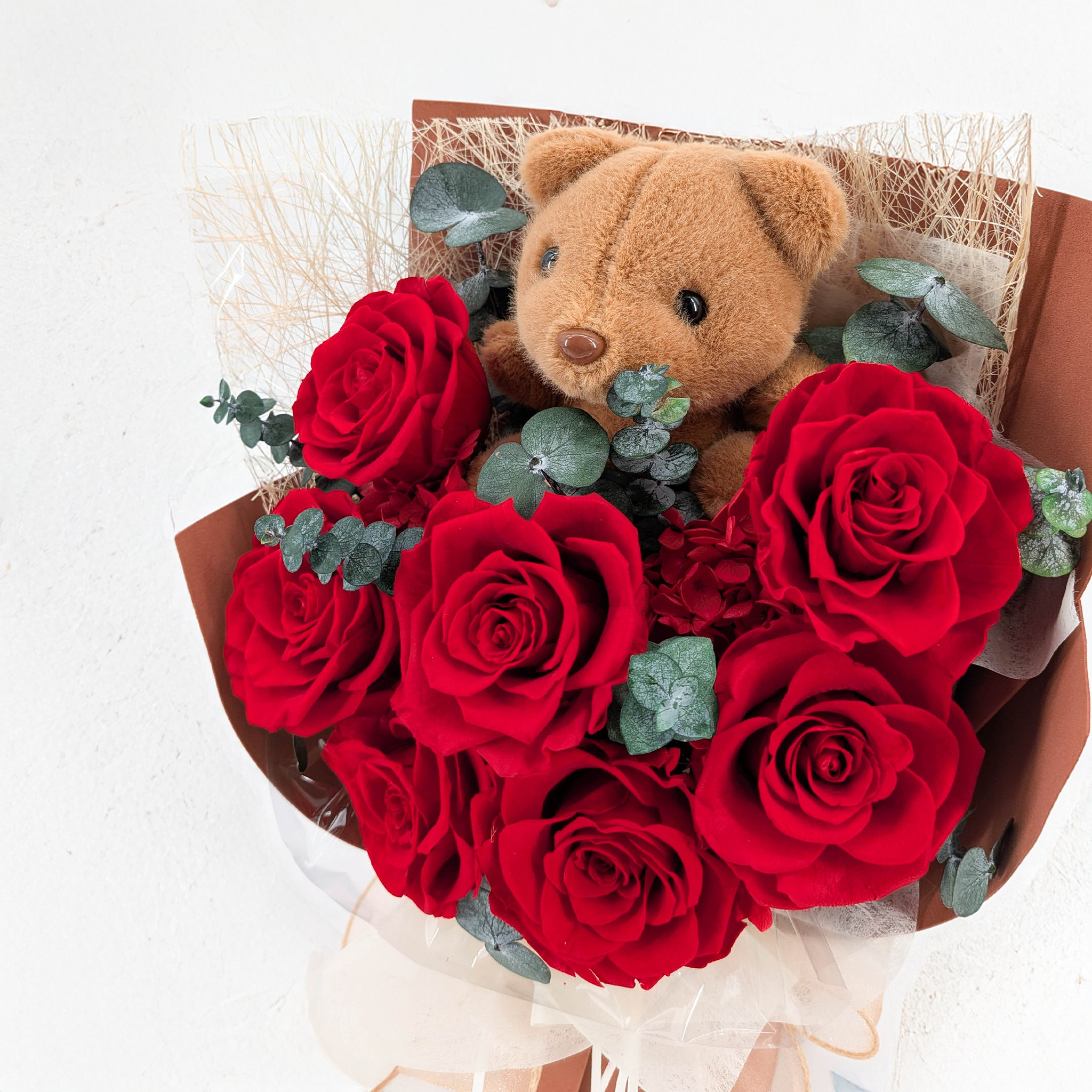 Bouquet Premium en boîte - EVERGIVE – A Lasting Gesture – Ruby Tenderness