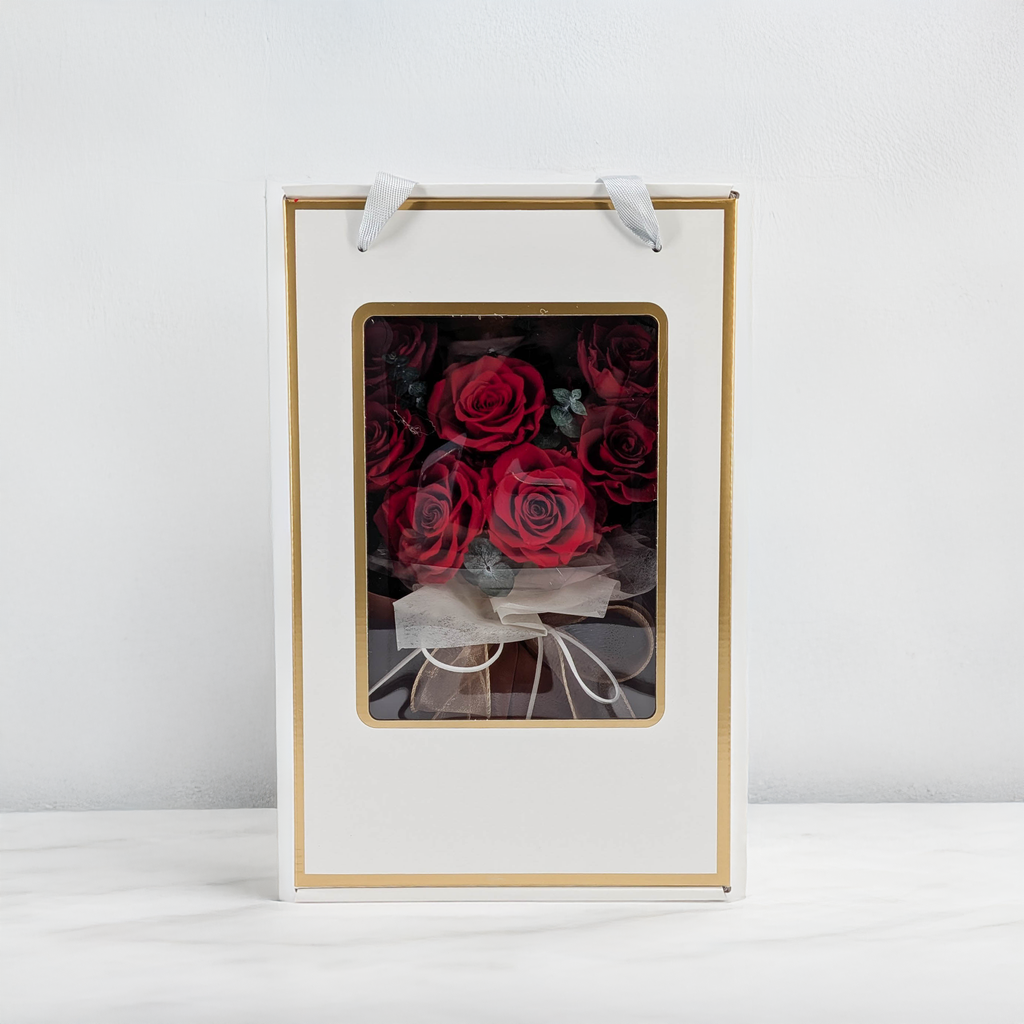 Bouquet Premium en boîte - EVERGIVE – A Lasting Gesture – Ruby Tenderness