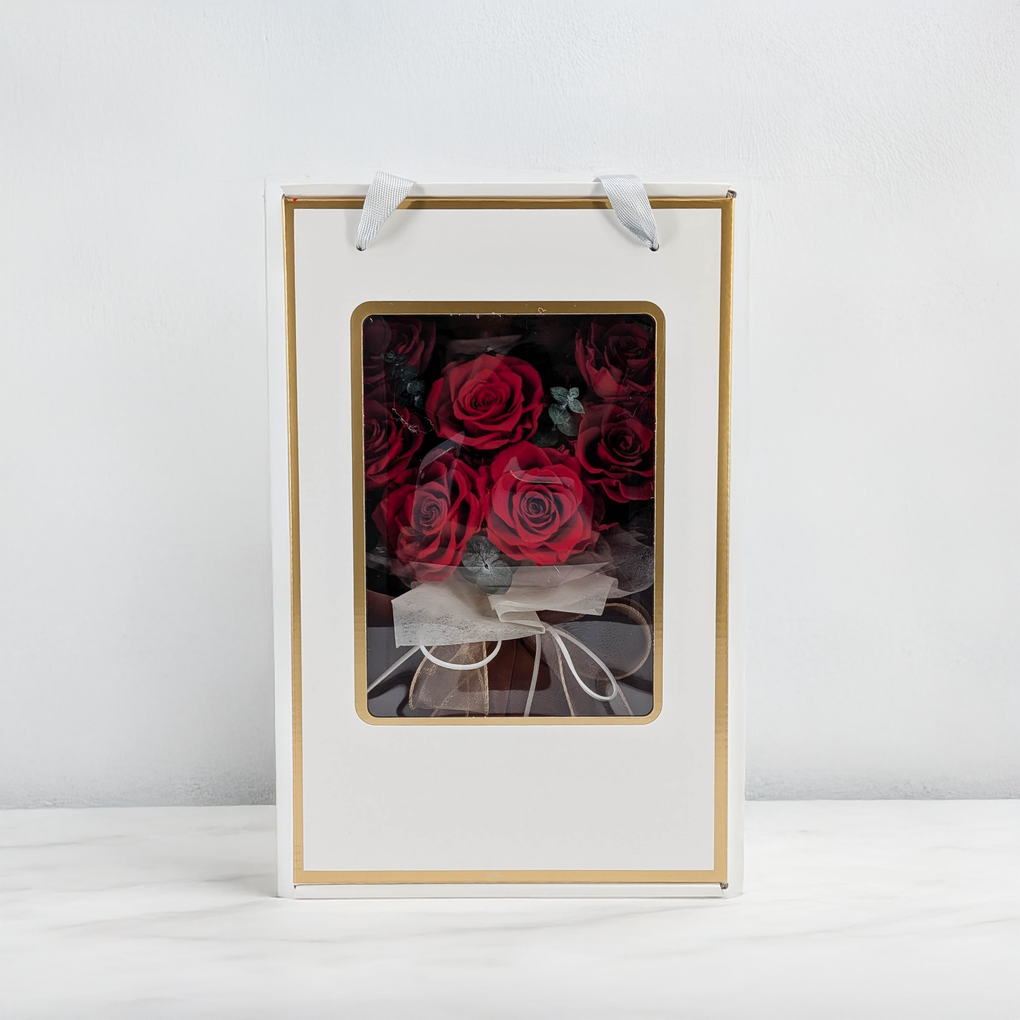 Bouquet Premium en boîte - EVERGIVE – A Lasting Gesture – Ruby Tenderness