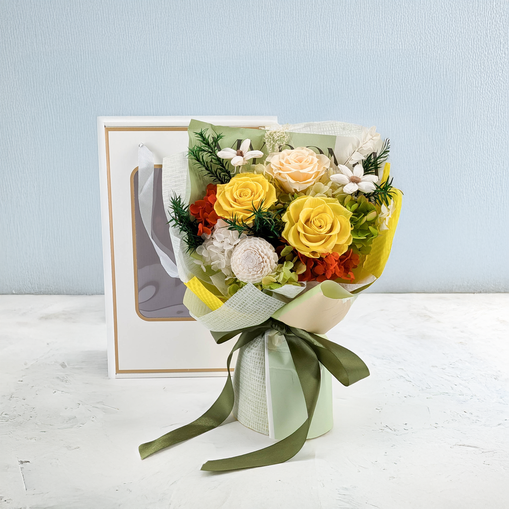 Bouquet Premium en boîte - EVERGIVE – A Lasting Gesture – Sunny Charm