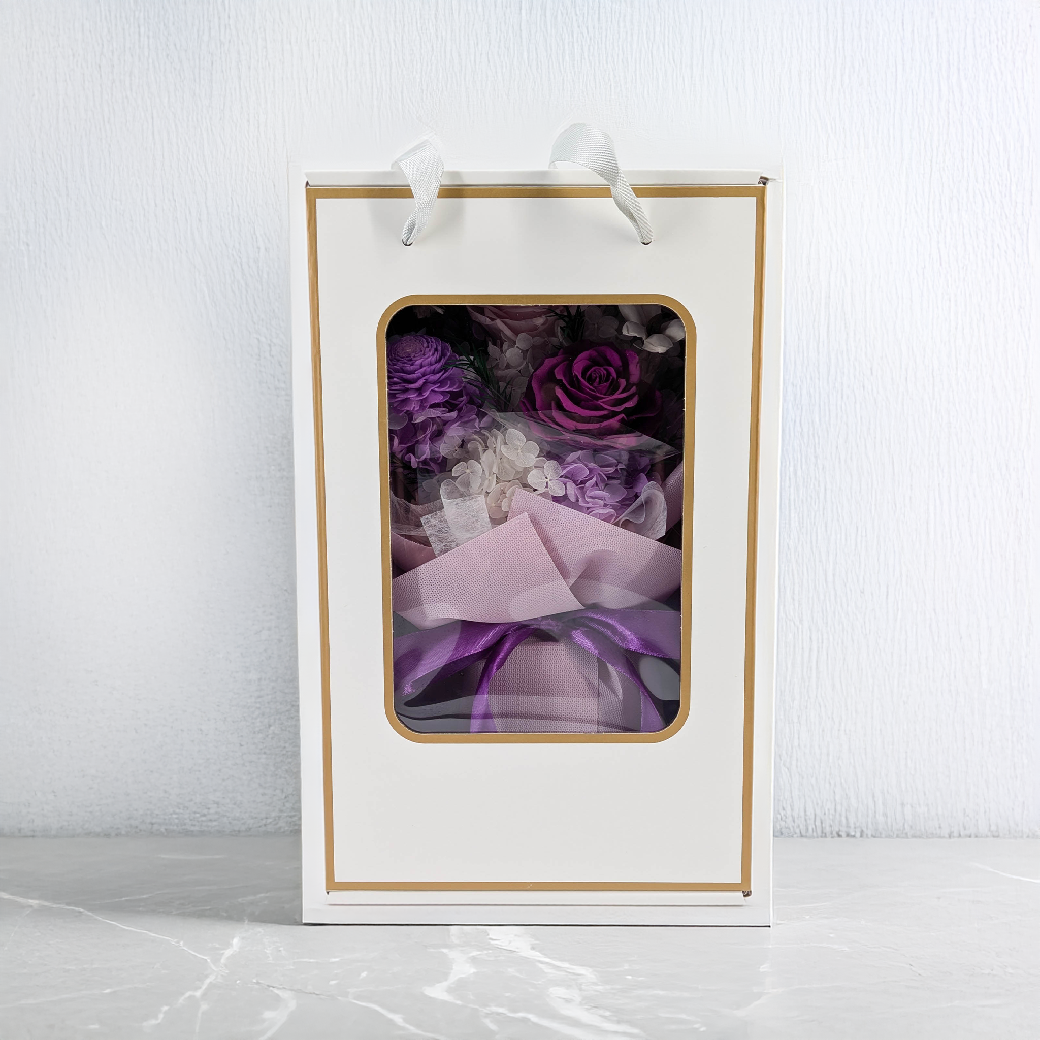 Bouquet Premium en boîte - EVERGIVE – A Lasting Gesture – Violet Grace