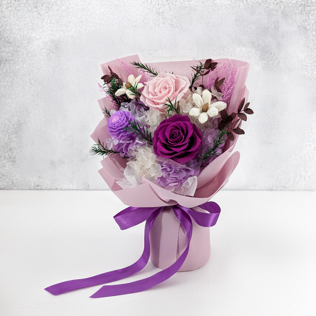 Bouquet Premium en boîte - EVERGIVE – A Lasting Gesture – Violet Grace